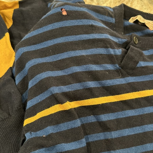 Vintage Gucci Wool Sweater (Holes) - Picture 4 of 16